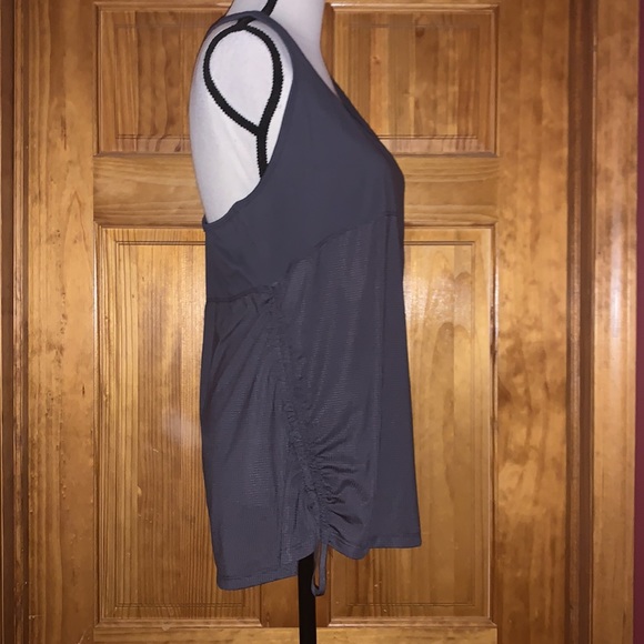 Fabletics Racerback Tank Top - Picture 3 of 7